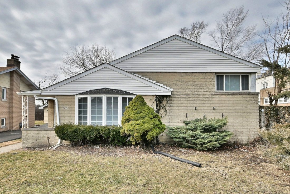House in Lincolnwood, Illinois, United States 2 - 17608625