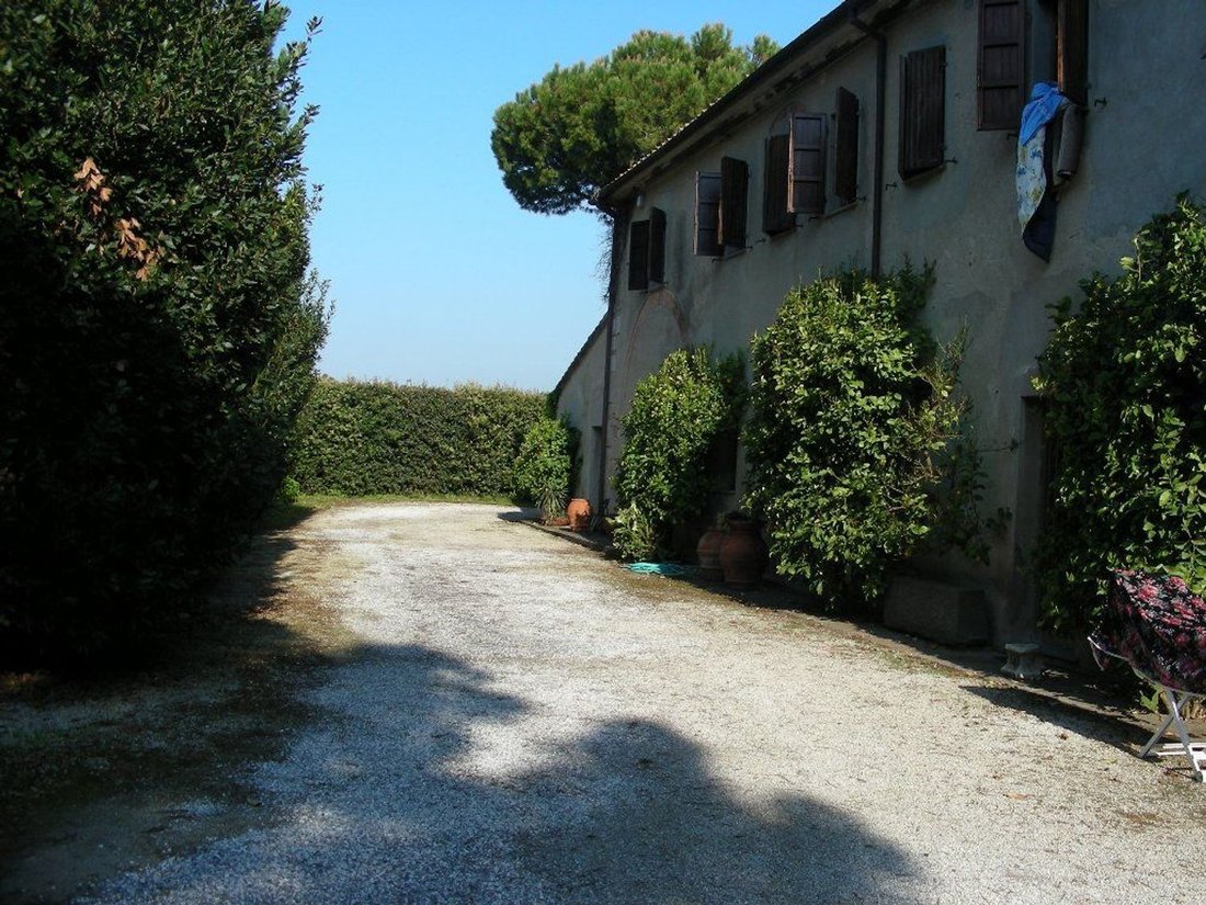 Country House in Vecchiano, Tuscany, Italy 2 - 17612844
