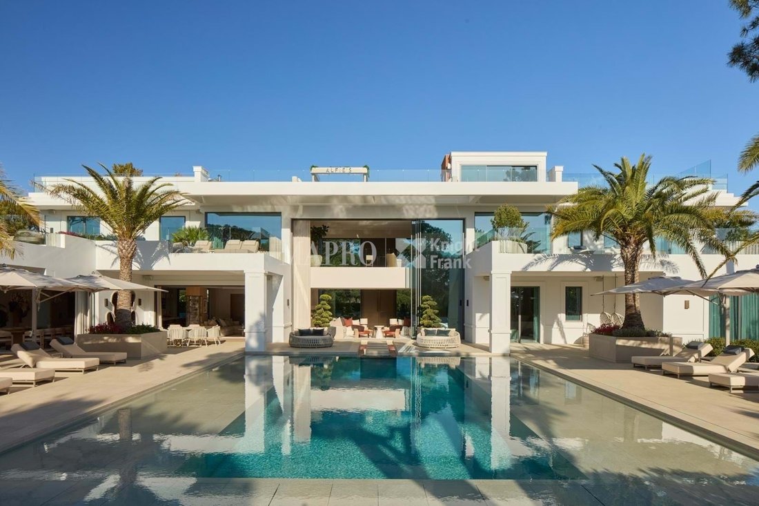 Villa in Quinta do Lago, Almancil, Portugal 1 - 17611596