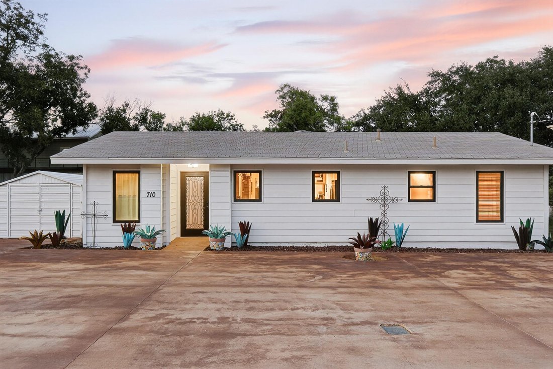 House in Horseshoe Bay, Texas, United States 1 - 17609420