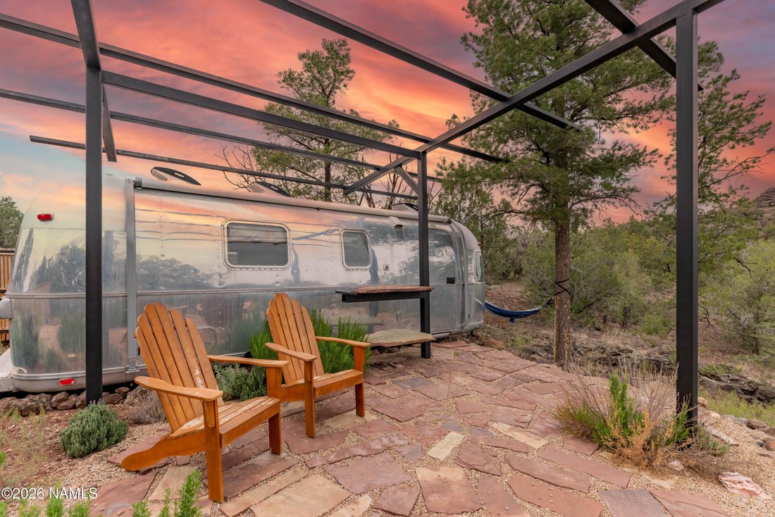 House in Ash Fork, Arizona, United States 4 - 17598947
