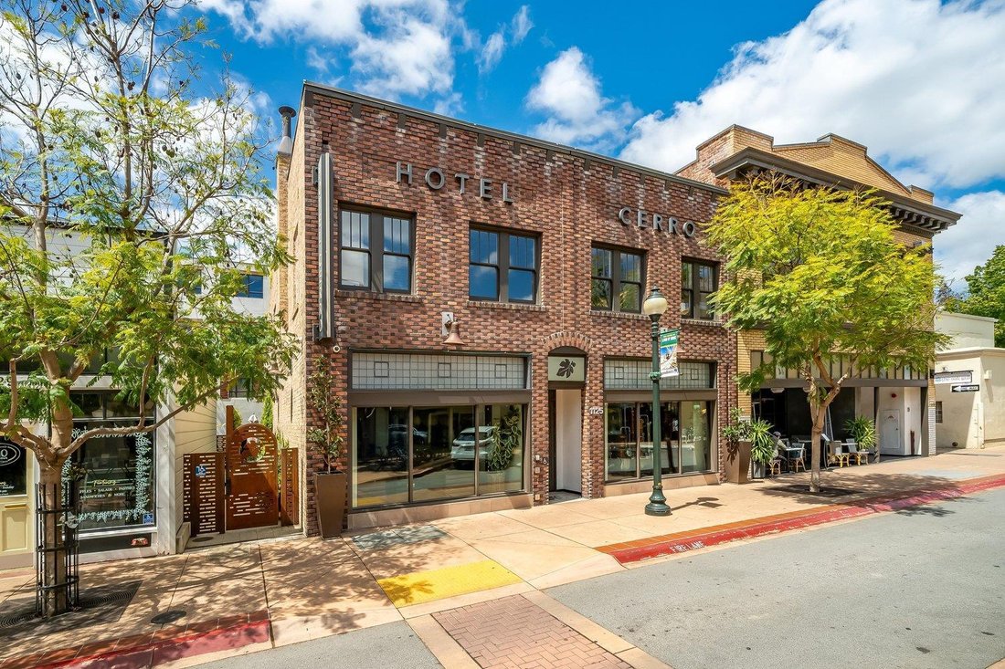 Condo in San Luis Obispo, California, United States 1 - 17602654