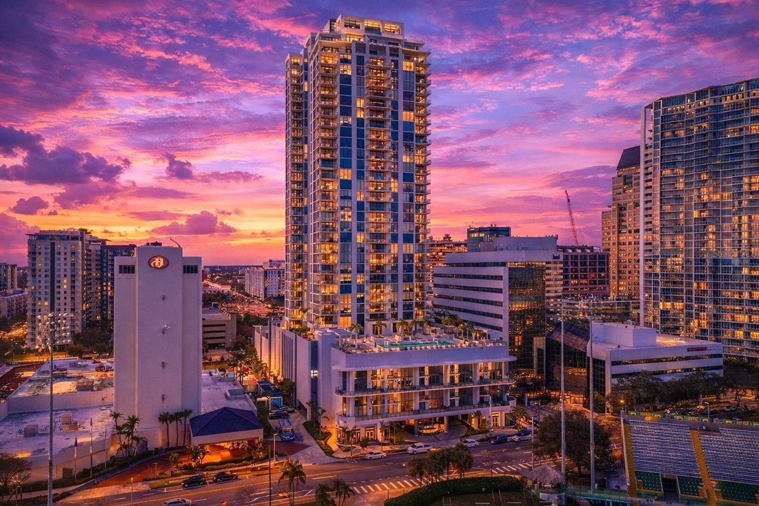 Condo in St. Petersburg, Florida, United States 2 - 17604335