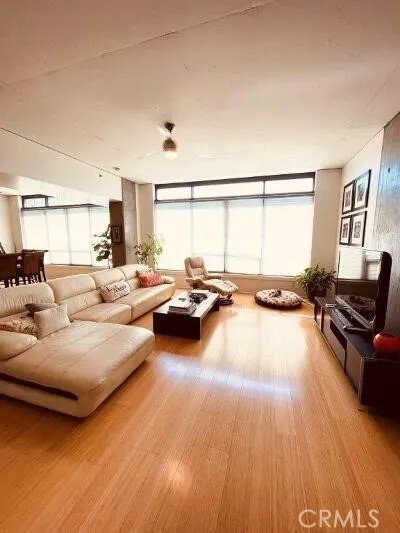 Condo in Los Angeles, California, United States 3 - 17607493