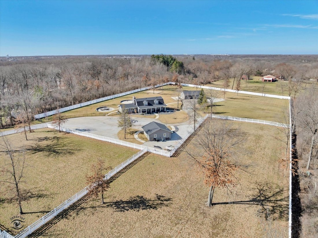 House in New Lenox, Illinois, United States 2 - 17608883