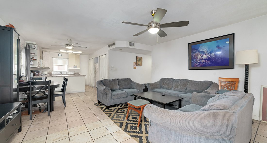 Apartment in George Town, George Town, Cayman Islands 5 - 17612852