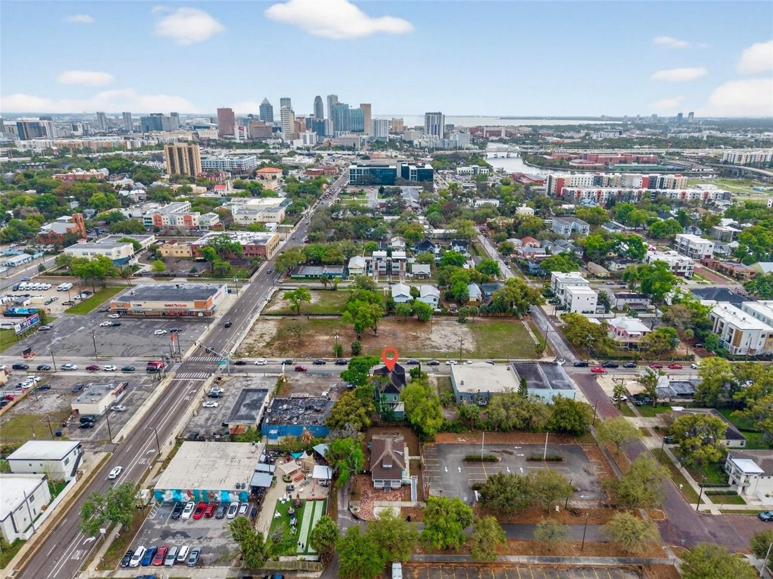 House in Tampa, Florida, United States 3 - 17604343