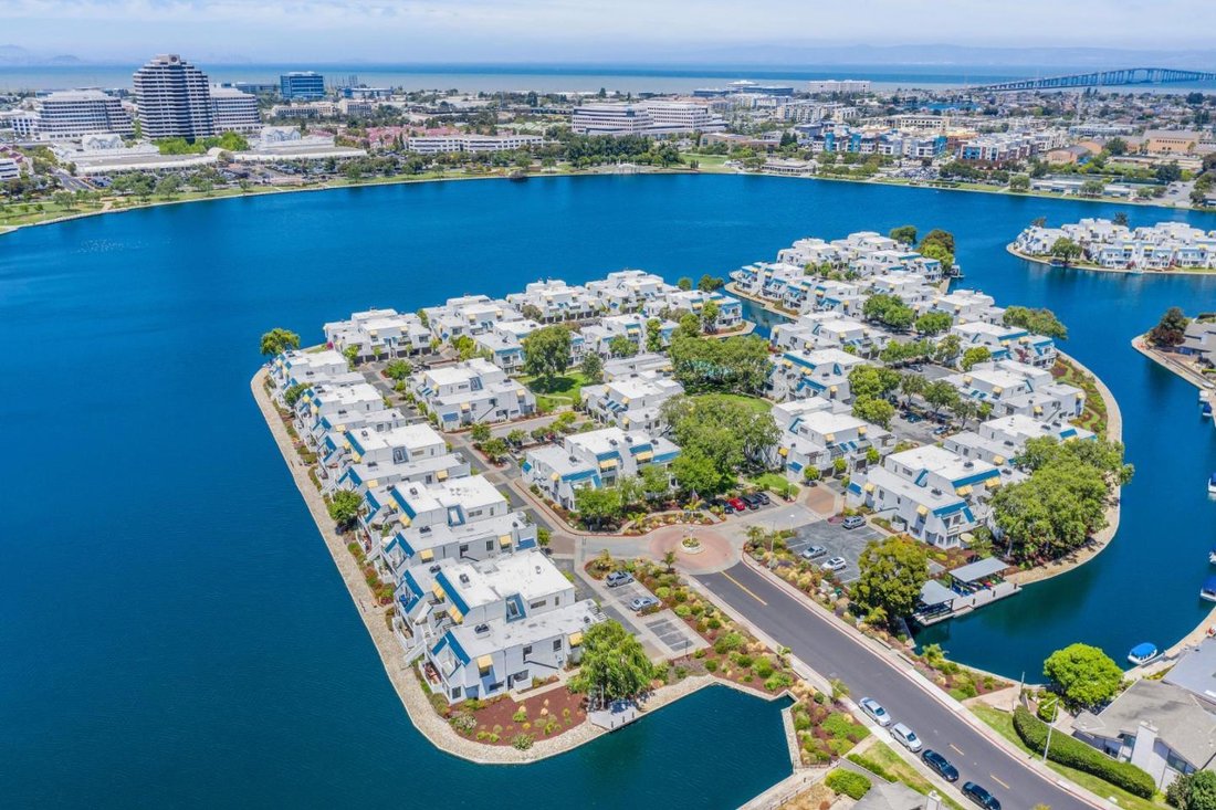 Condo in San Mateo, California, United States 1 - 17600902