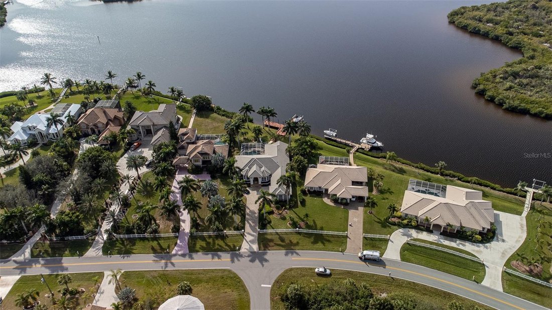 Casa a Port Charlotte, Florida, Stati Uniti 3 - 17604666
