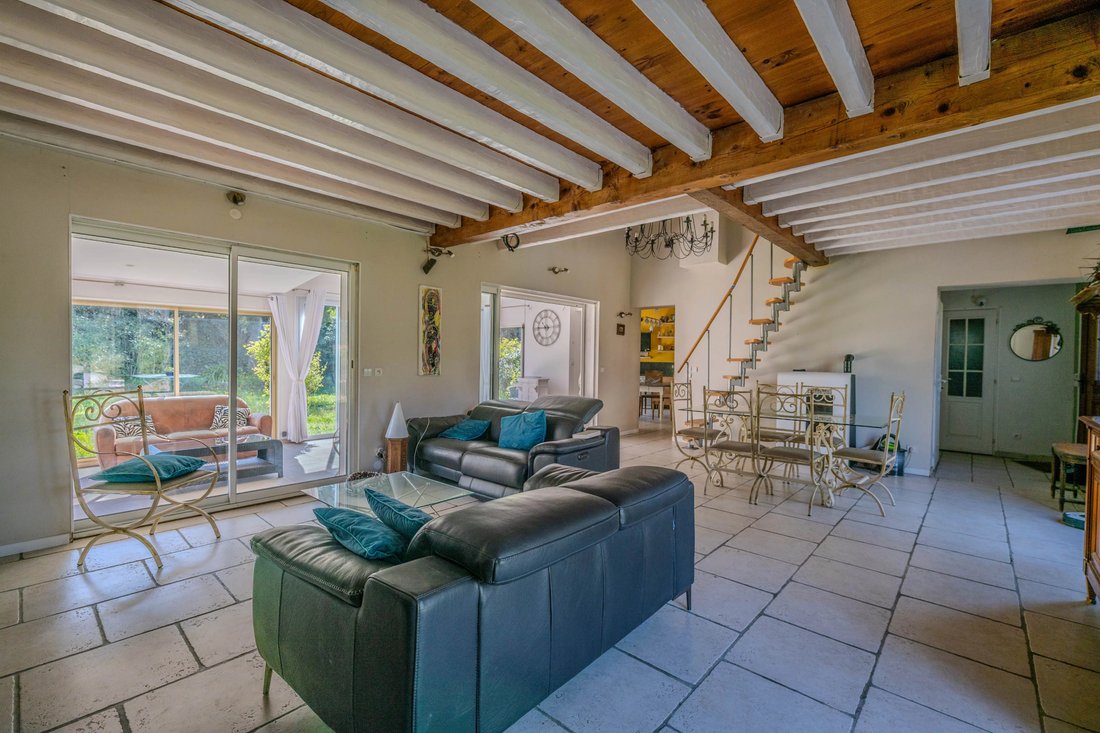 Villa in Le Plan-de-la-Tour, Provence-Alpes-Côte d'Azur, France 5 - 17602111