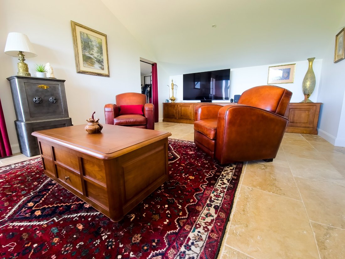 House in Sainte-Maure-de-Peyriac, Nouvelle-Aquitaine, France 2 - 17599637