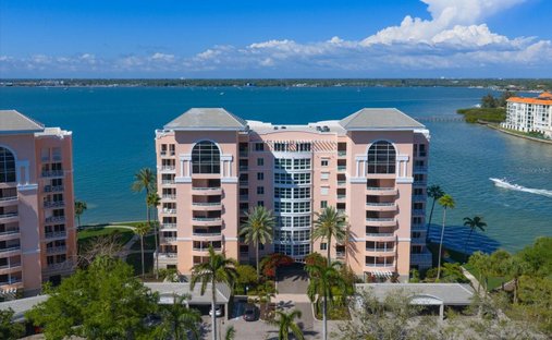 Condo in St. Petersburg, Florida, United States 1