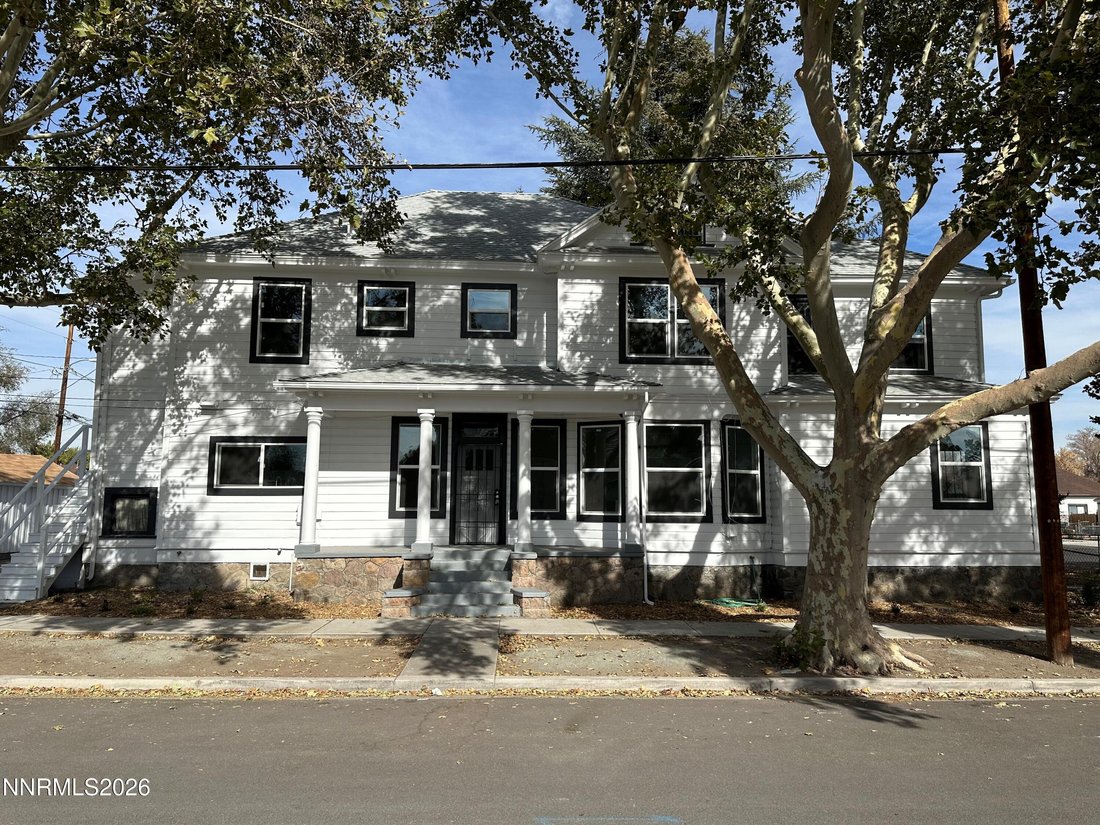 Sparks, Nevada, United States 1 - 17599408