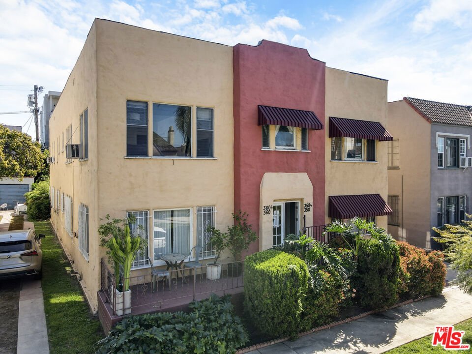 Los Angeles, California, United States 3 - 17605989