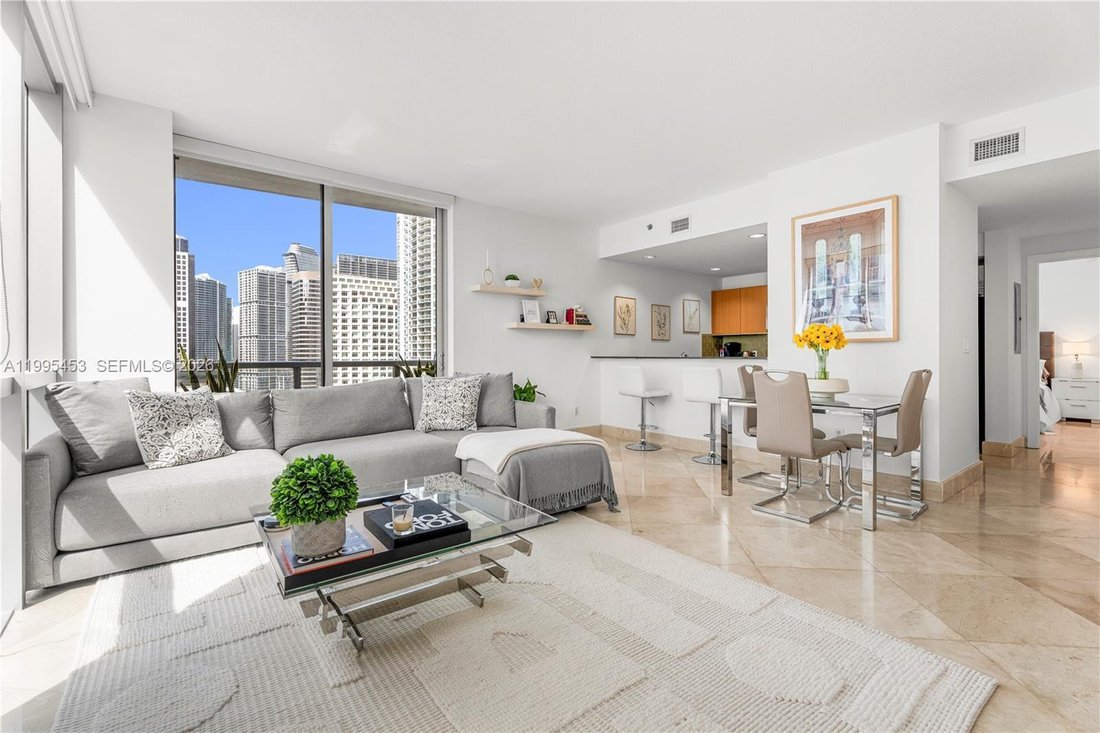 Condo in Miami, Florida, United States 1 - 17602555