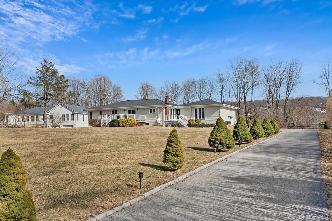 House in Monroe, New York, United States 1 - 17602285