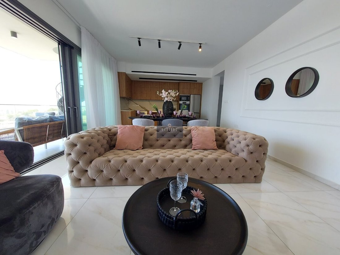 Apartment in Mesa Geitonia, Limassol, Cyprus 5 - 17599560