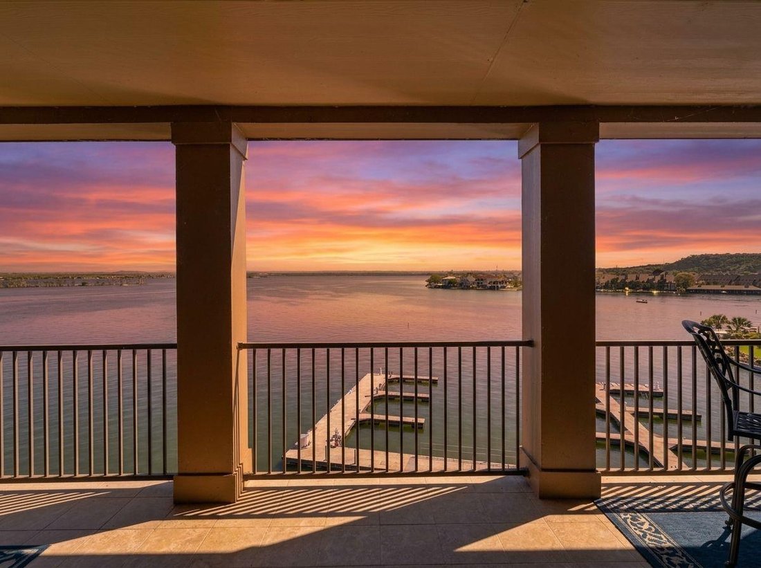 Condo in Horseshoe Bay, Texas, United States 1 - 17609494