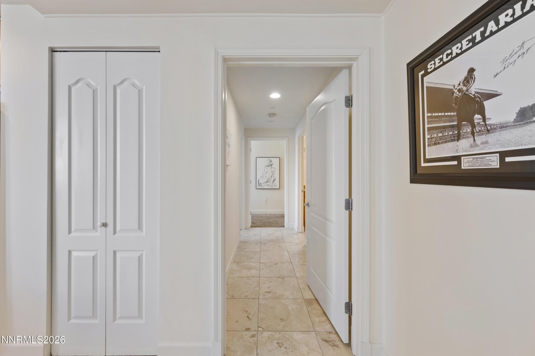 Townhouse in Reno, Nevada, United States 2 - 17599431