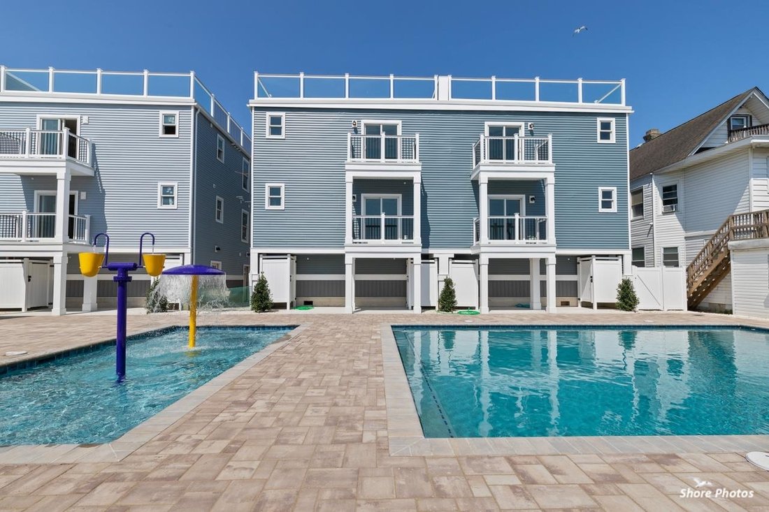 Condo in Wildwood, New Jersey, United States 2 - 17603128