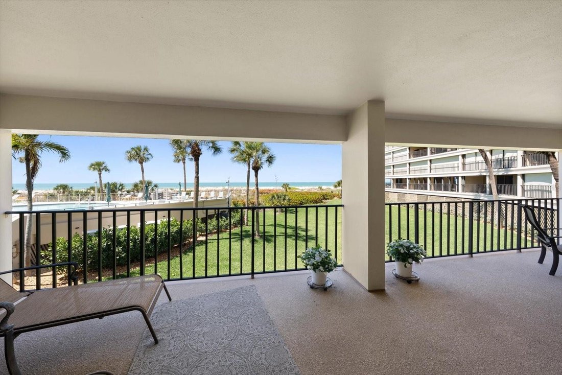 Condo in St. Pete Beach, Florida, United States 5 - 17604474