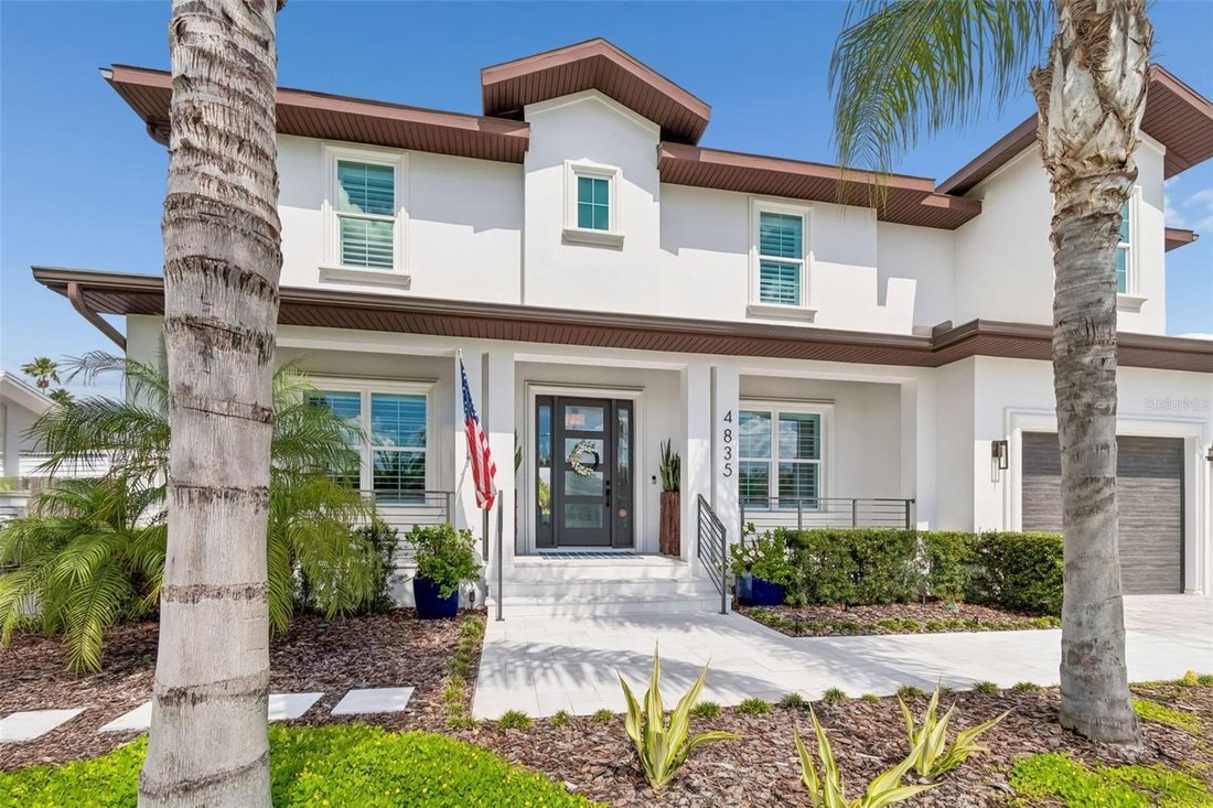 House in Tampa, Florida, United States 4 - 17604875
