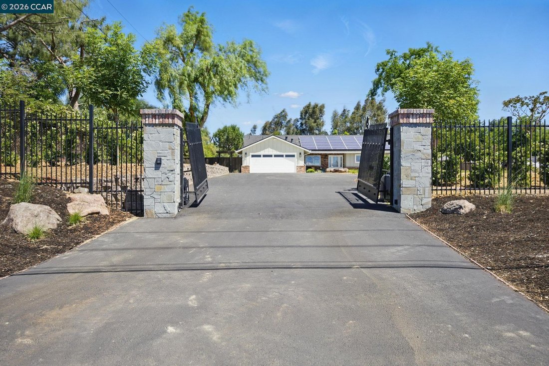 House in Oakley, California, United States 3 - 17600737