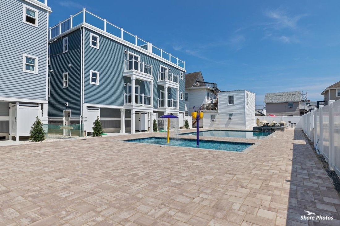 Condo in Wildwood, New Jersey, United States 4 - 17603247