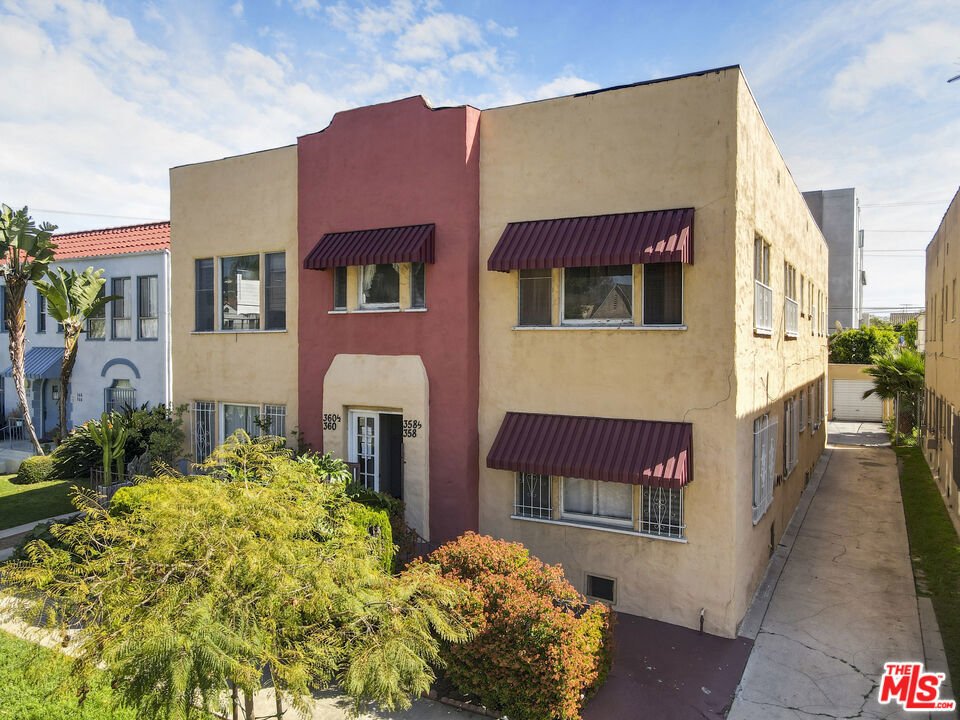 Los Angeles, California, United States 4 - 17605989