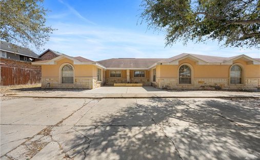 Apartment in Pharr, Texas, United States 1