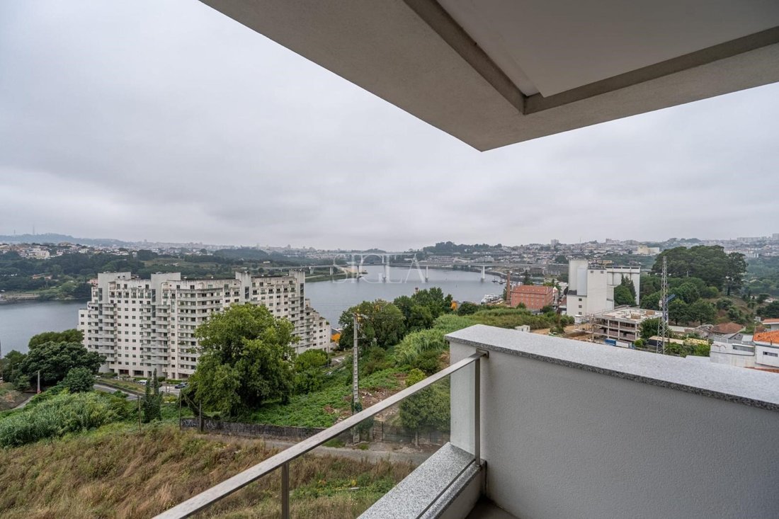 Apartment in Valbom, Porto District, Portugal 1 - 15658353