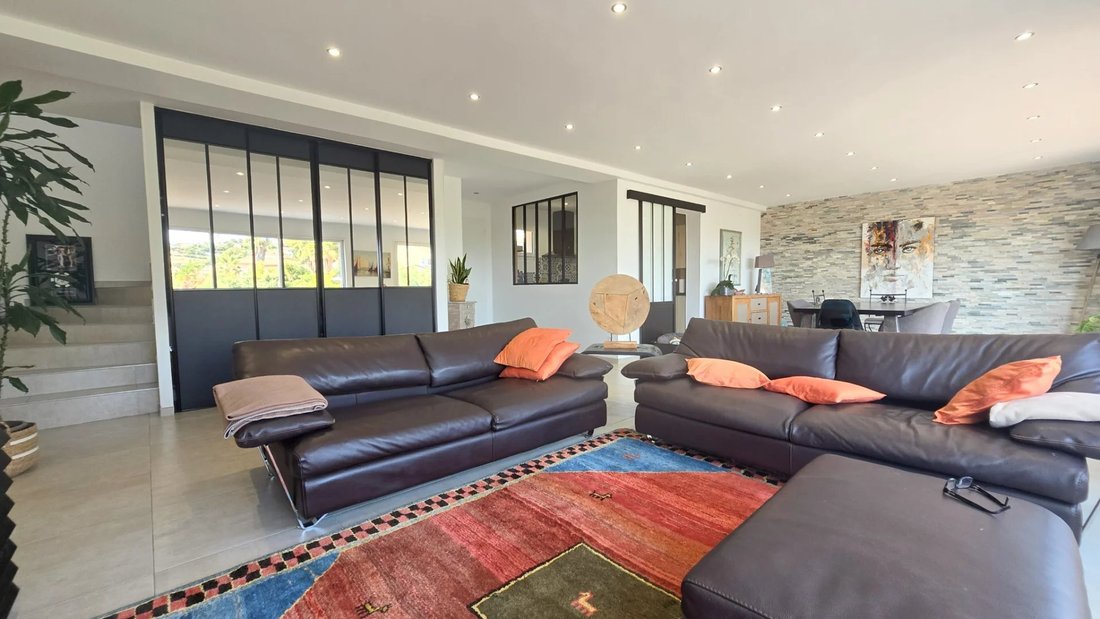 Villa in Les Issambres, Roquebrune-sur-Argens, France 5 - 17602416