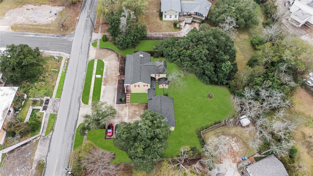 House in Huntsville, Texas, United States 4 - 17610941