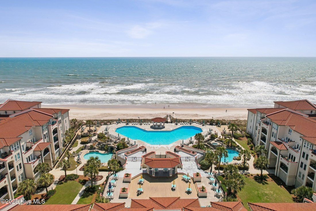Condo in North Topsail Beach, North Carolina, United States 3 - 17606376