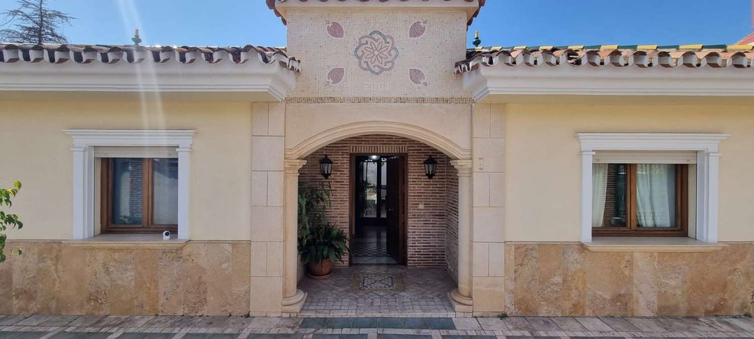 Chalet in Este, Malaga, Spain 5 - 17497626