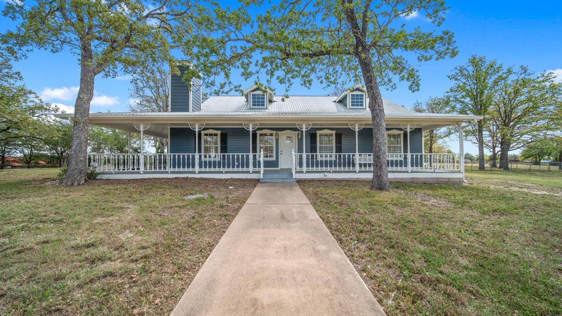 House in Giddings, Texas, United States 5 - 17609722