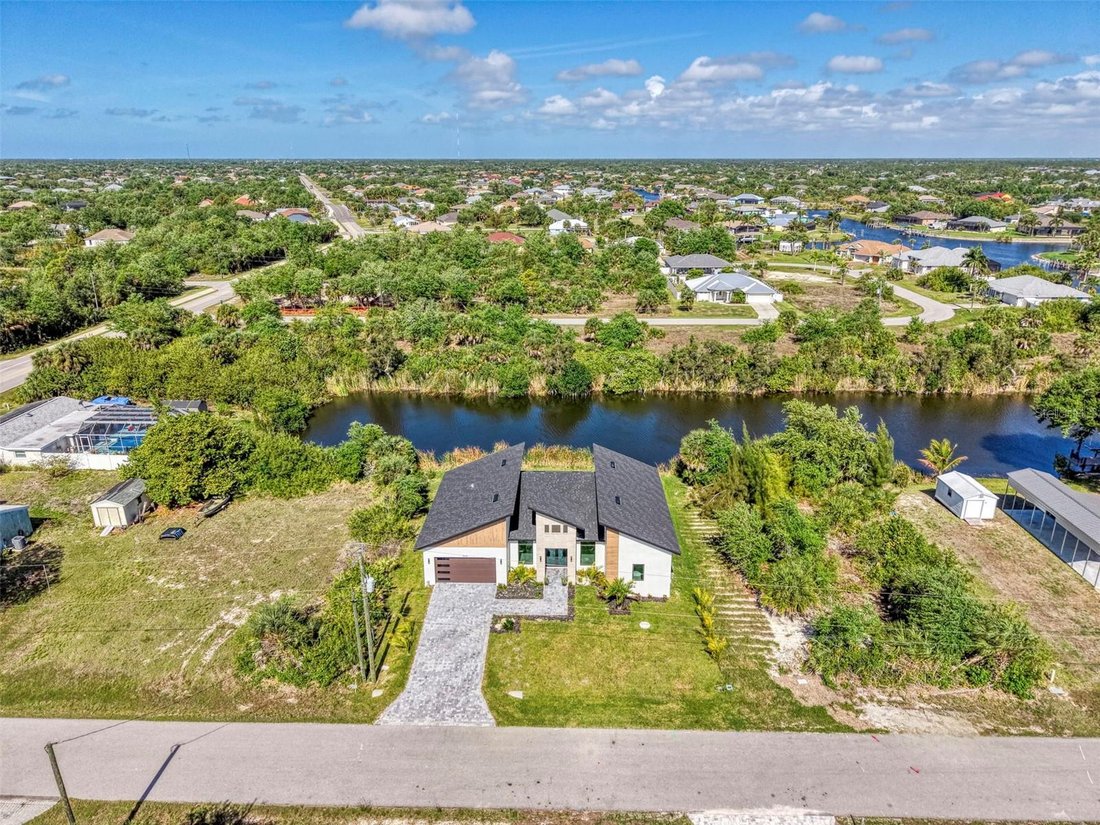 House in Port Charlotte, Florida, United States 3 - 17603914