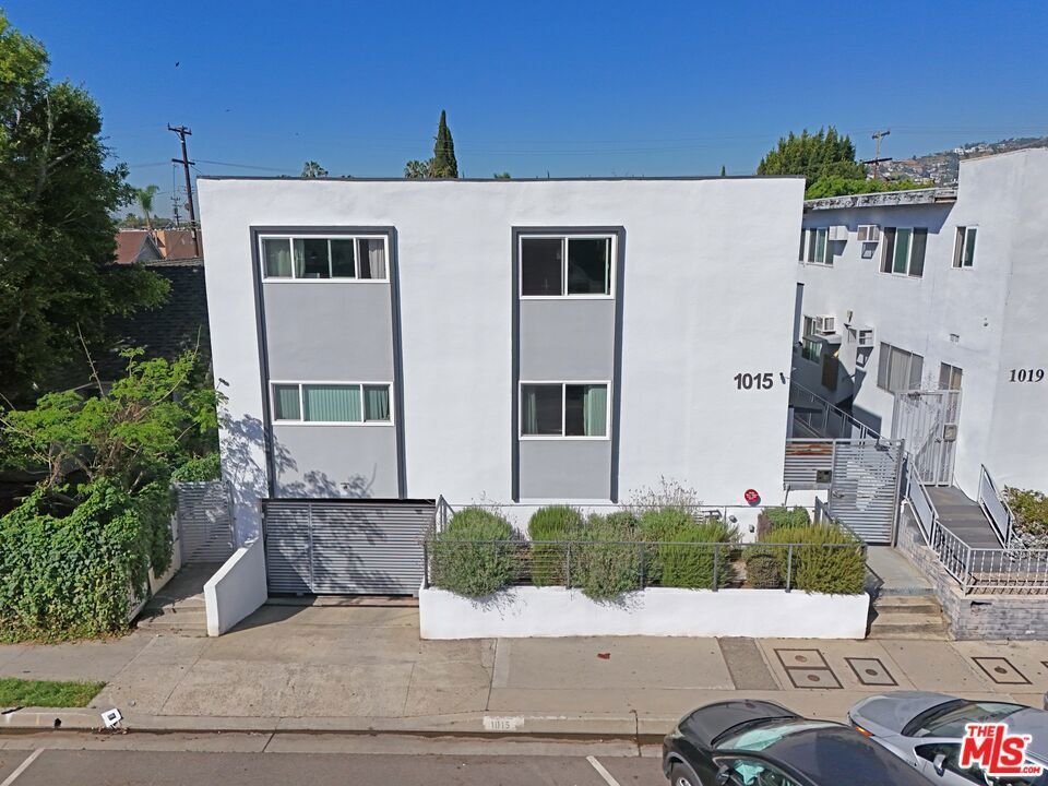 Los Angeles, California, United States 2 - 17606102