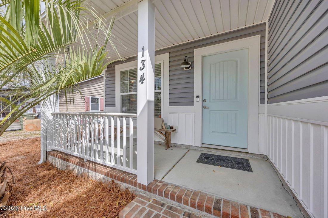 House in Oak Island, North Carolina, United States 3 - 17605536