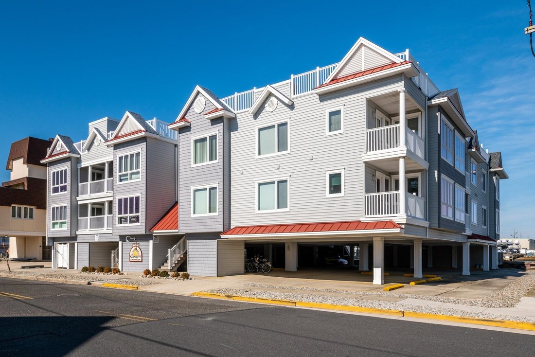 Condo in Stone Harbor, New Jersey, United States 3 - 17602843