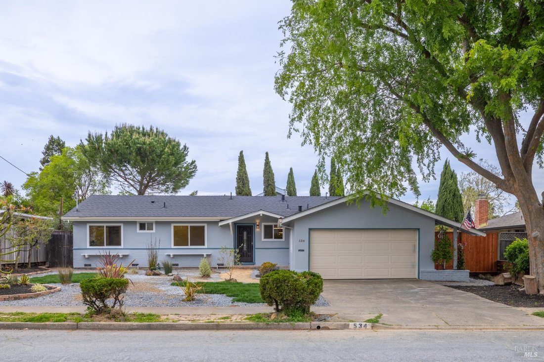 House in Petaluma, California, United States 1 - 17598933