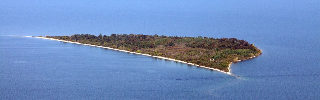 Private Island in Marinette, Wisconsin, United States 4 - 17616391