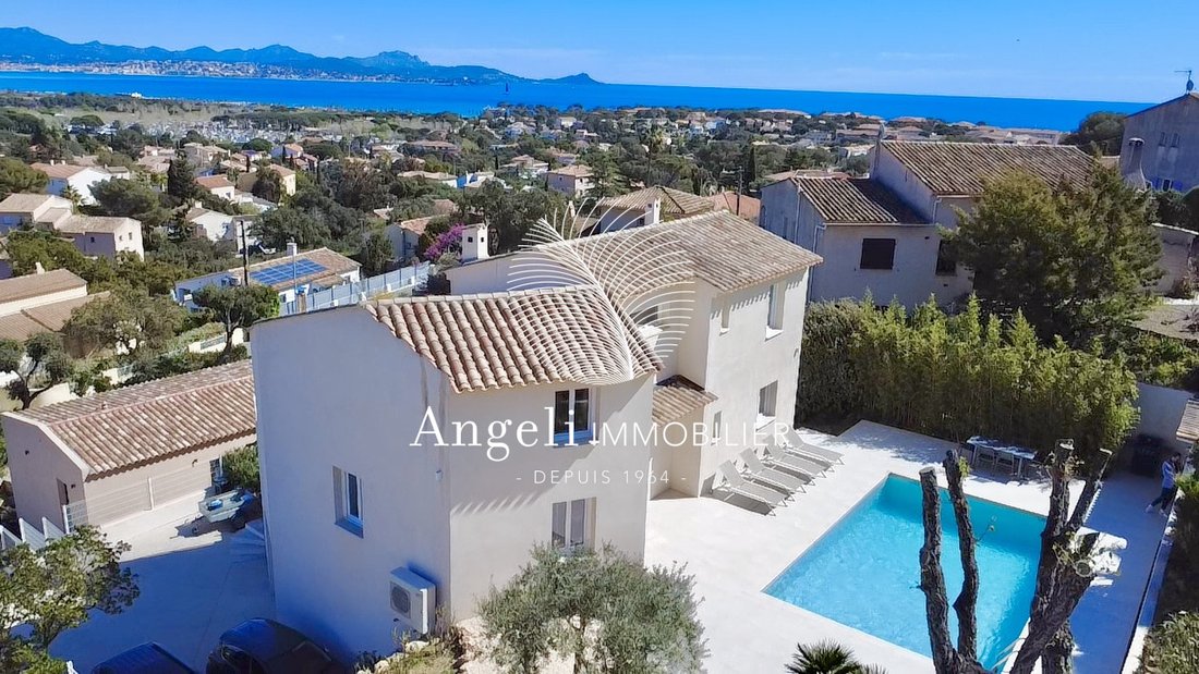 Villa à Fréjus, Provence-Alpes-Côte d'Azur, France 1 - 17616408