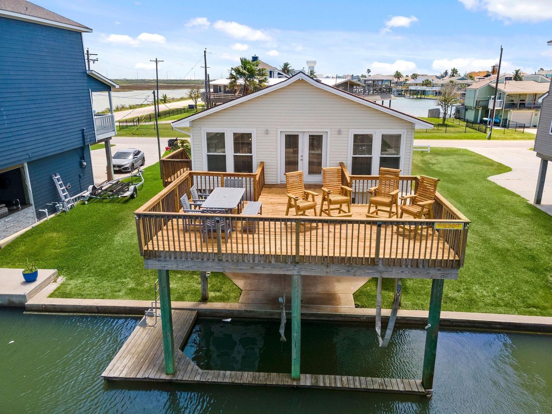House in Galveston, Texas, United States 1 - 17616152
