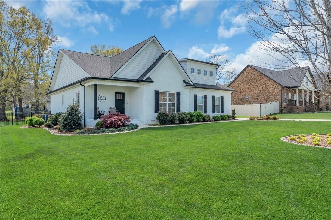 House in Manchester, Tennessee, United States 2 - 17616215