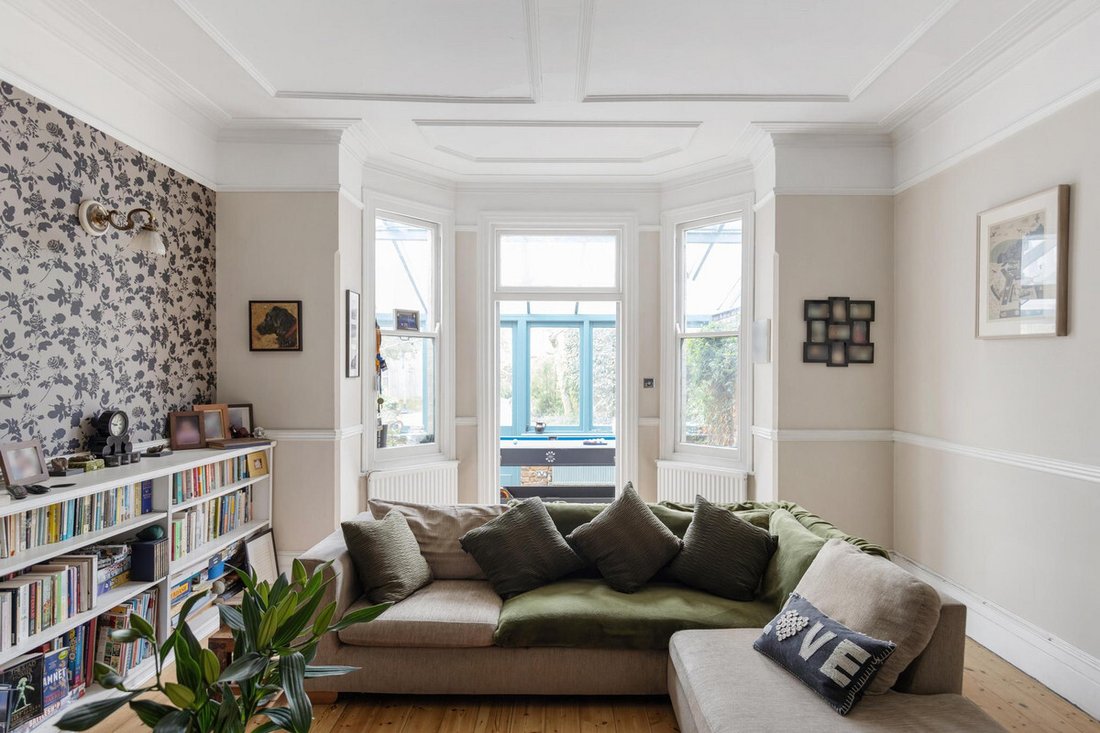 House in West Acton, Ealing, England 3 - 17616341