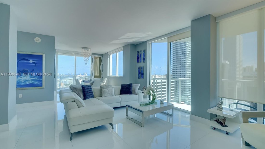 Condo in Miami, Florida, United States 3 - 17616140