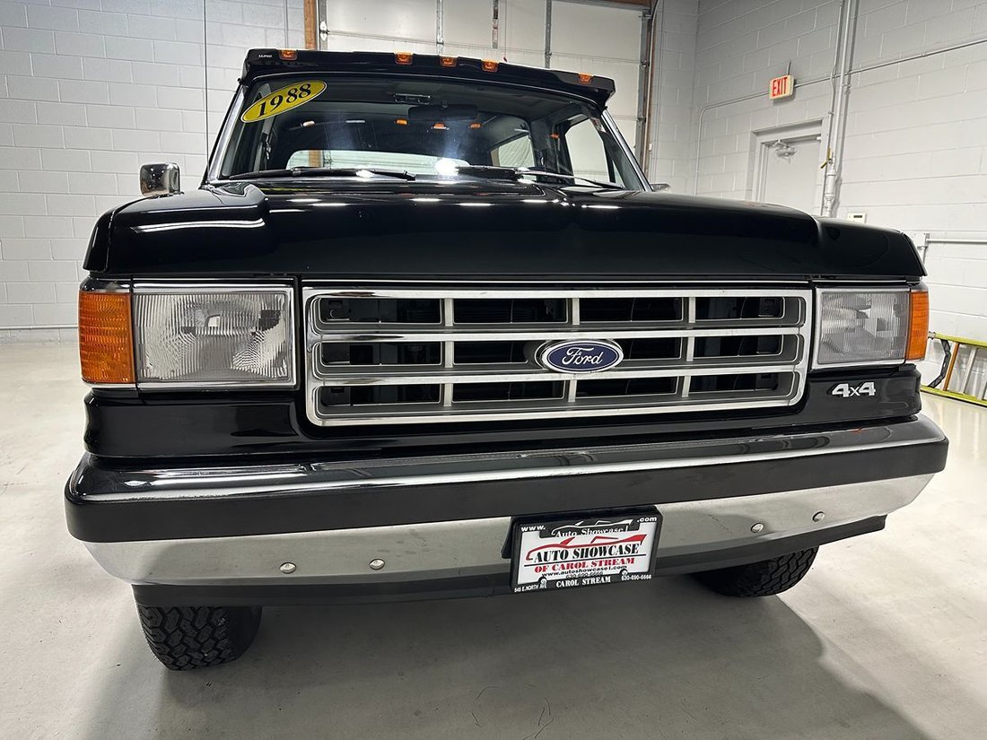 Suv in Carol Stream, IL, United States 3 - 17616567