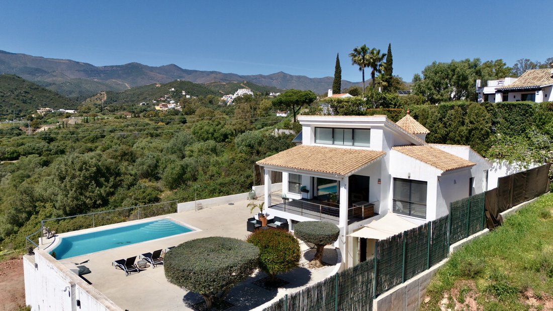 Villa in Estepona, Andalusia, Spain 1 - 17616390