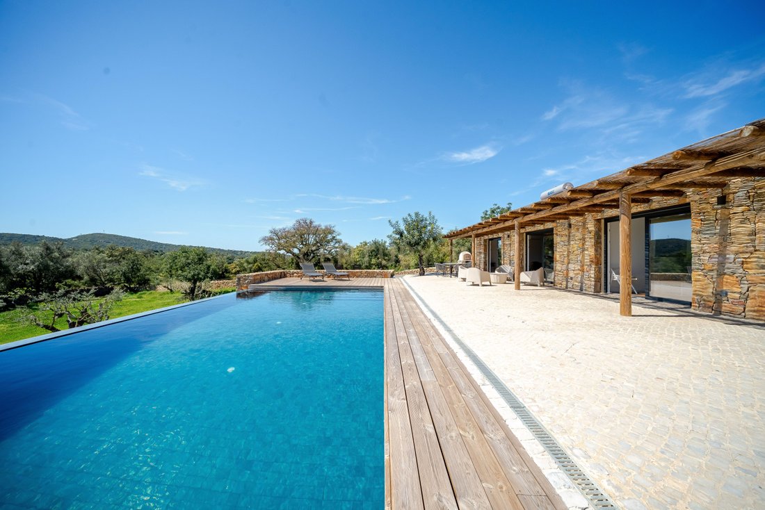 Villa in Santa Barbara de Nexe, Algarve, Portugal 2 - 17616720